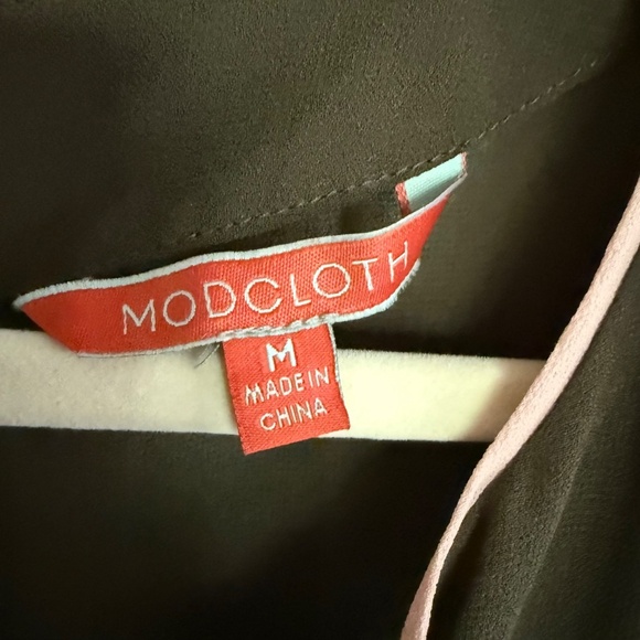 Modcloth‎ Chiffon Olive Green Pink Short Sleeve Jumpsuit Size Medium - Picture 13 of 15